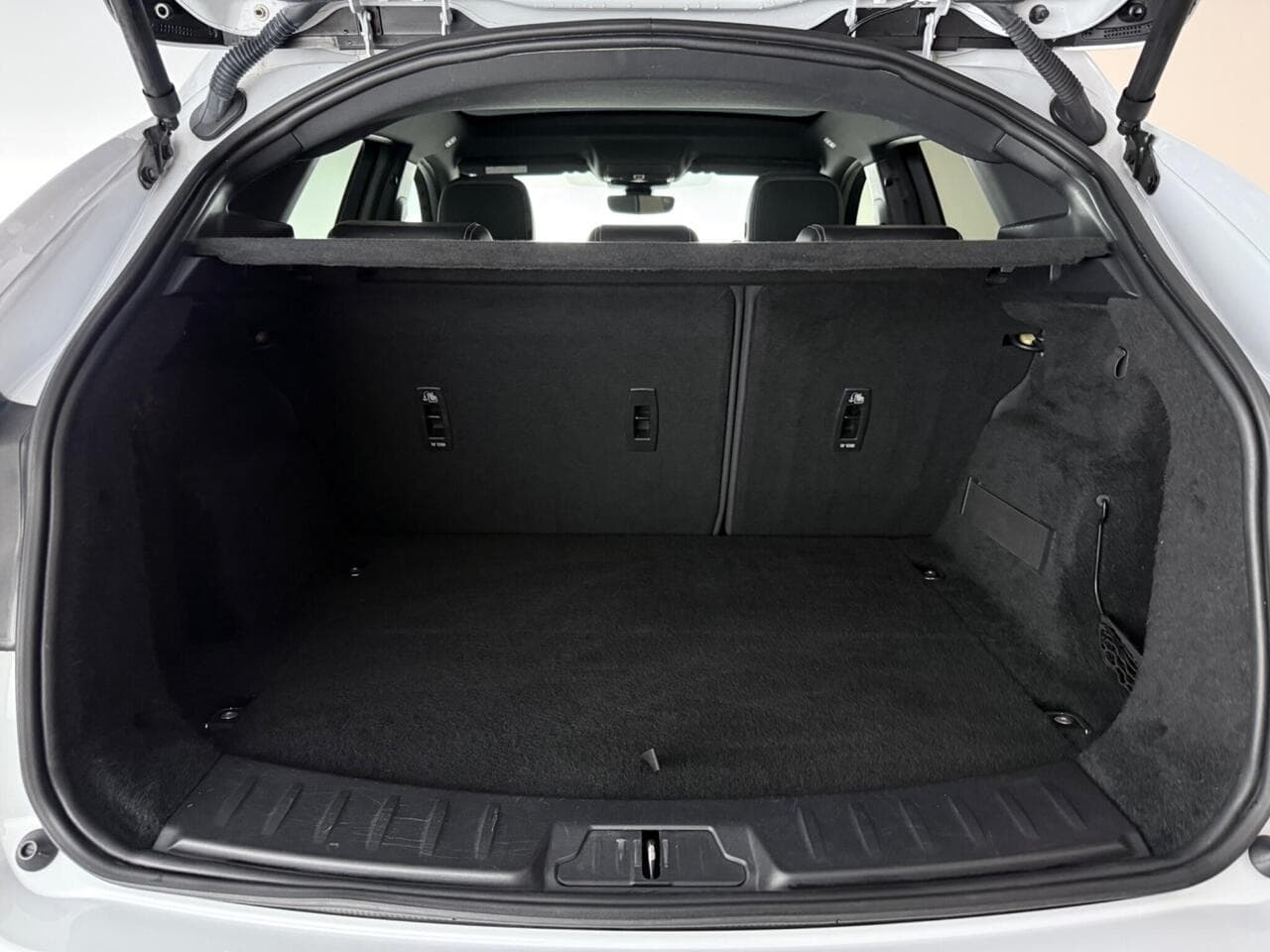 Jaguar E-PACE thumbnail Boot