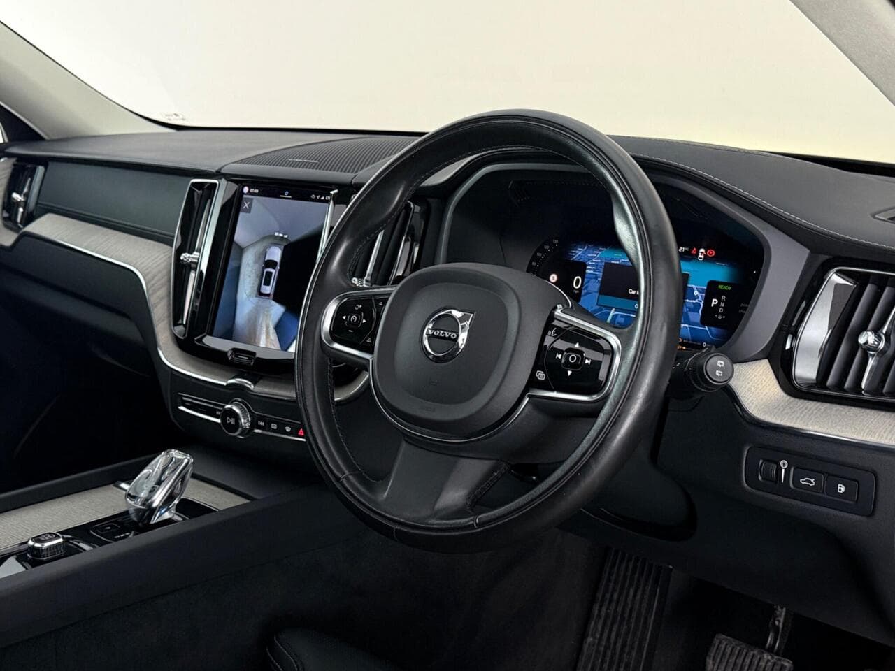 Volvo XC60 thumbnail Interior Front