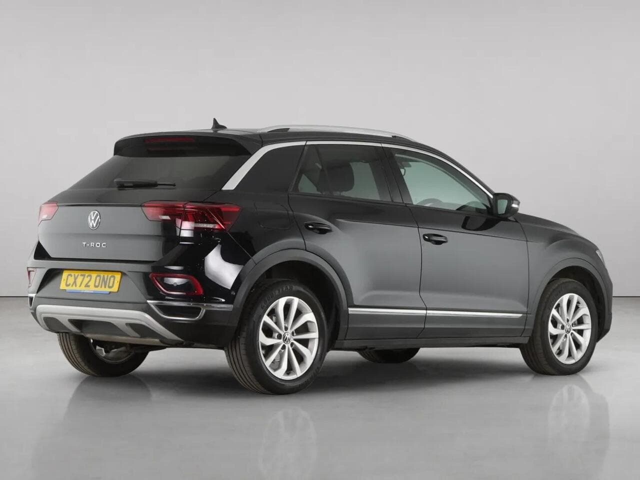 Volkswagen T-Roc thumbnail Rear Right