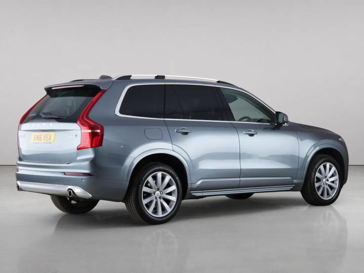 Volvo XC90 thumbnail Rear Right