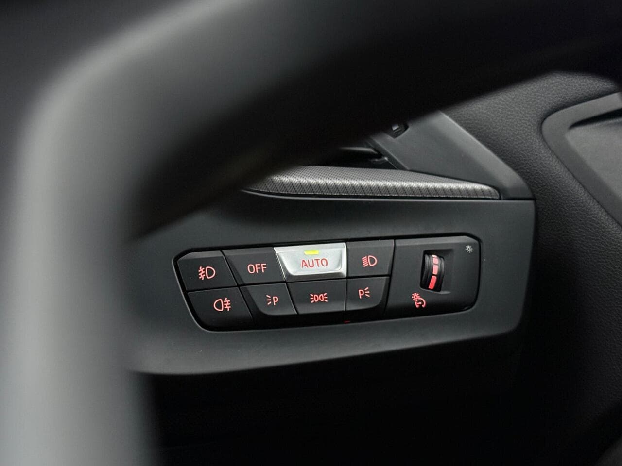 BMW 1 Series thumbnail Misc Controls