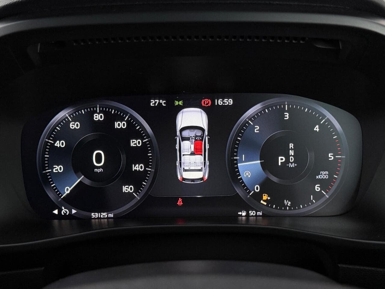 Volvo XC40 thumbnail Driver Instruments
