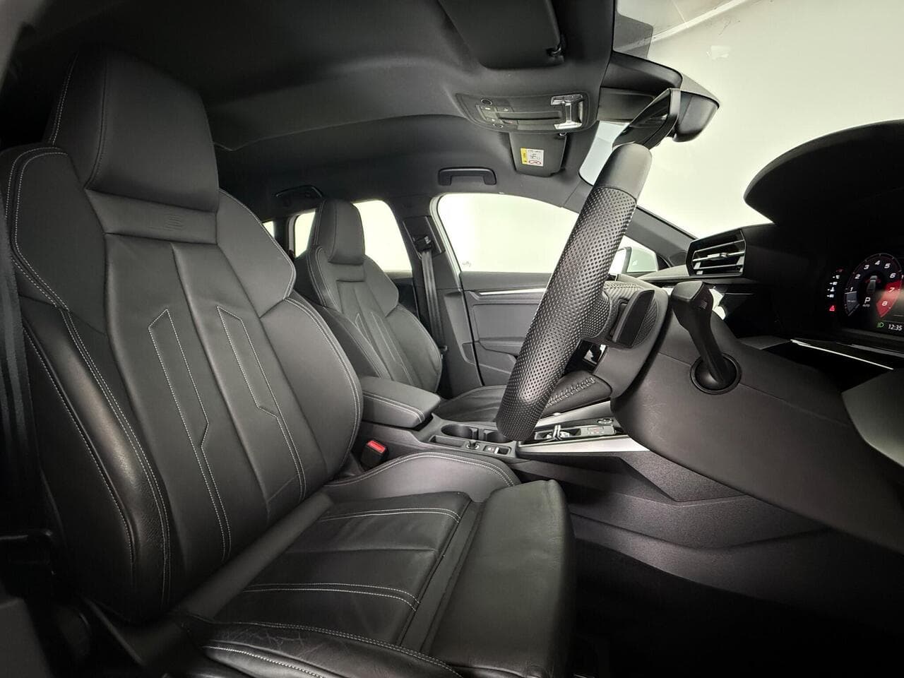 Audi A3 thumbnail Seat Driver