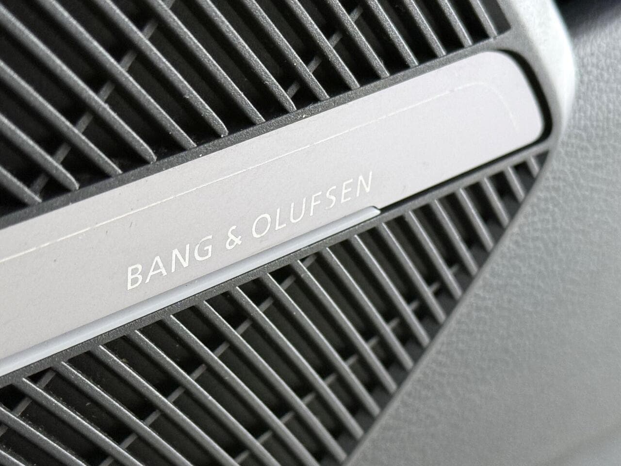 Audi Q5 thumbnail Badge Exterior