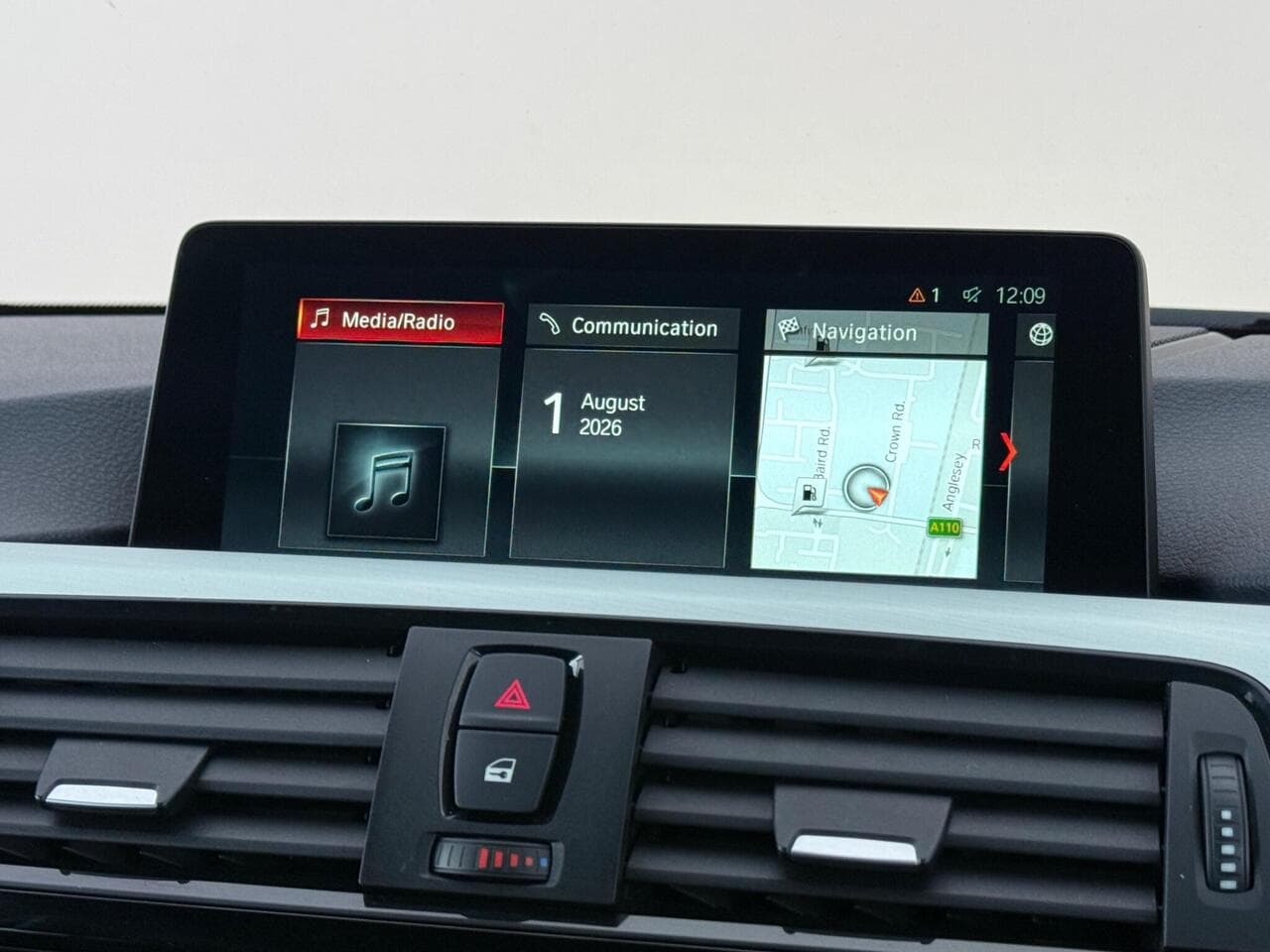 BMW 4 Series thumbnail Infotainment System