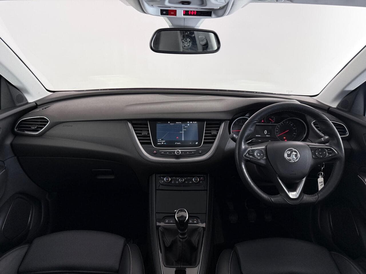 Vauxhall Grandland X thumbnail Interior Front