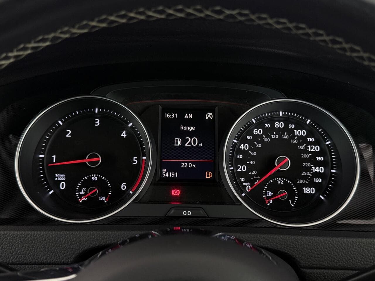 Volkswagen Golf thumbnail Driver Instruments