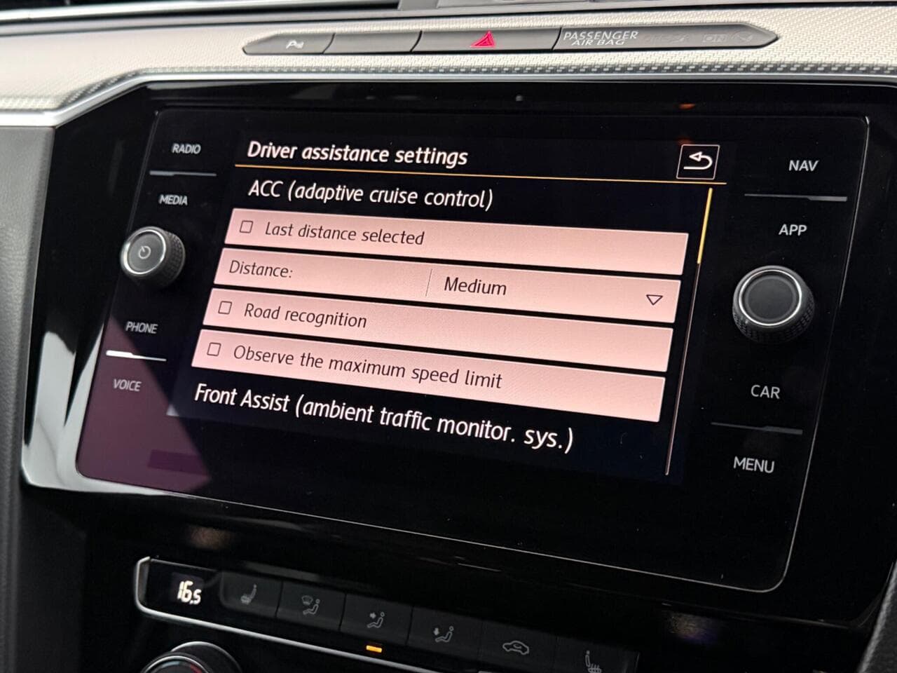 Volkswagen Arteon thumbnail Infotainment System