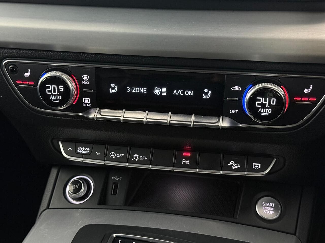Audi Q5 thumbnail Misc Controls