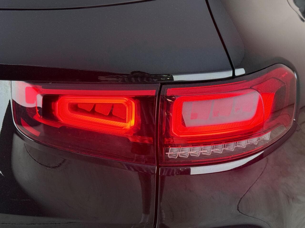 Mercedes-Benz GLB thumbnail Lights Rear