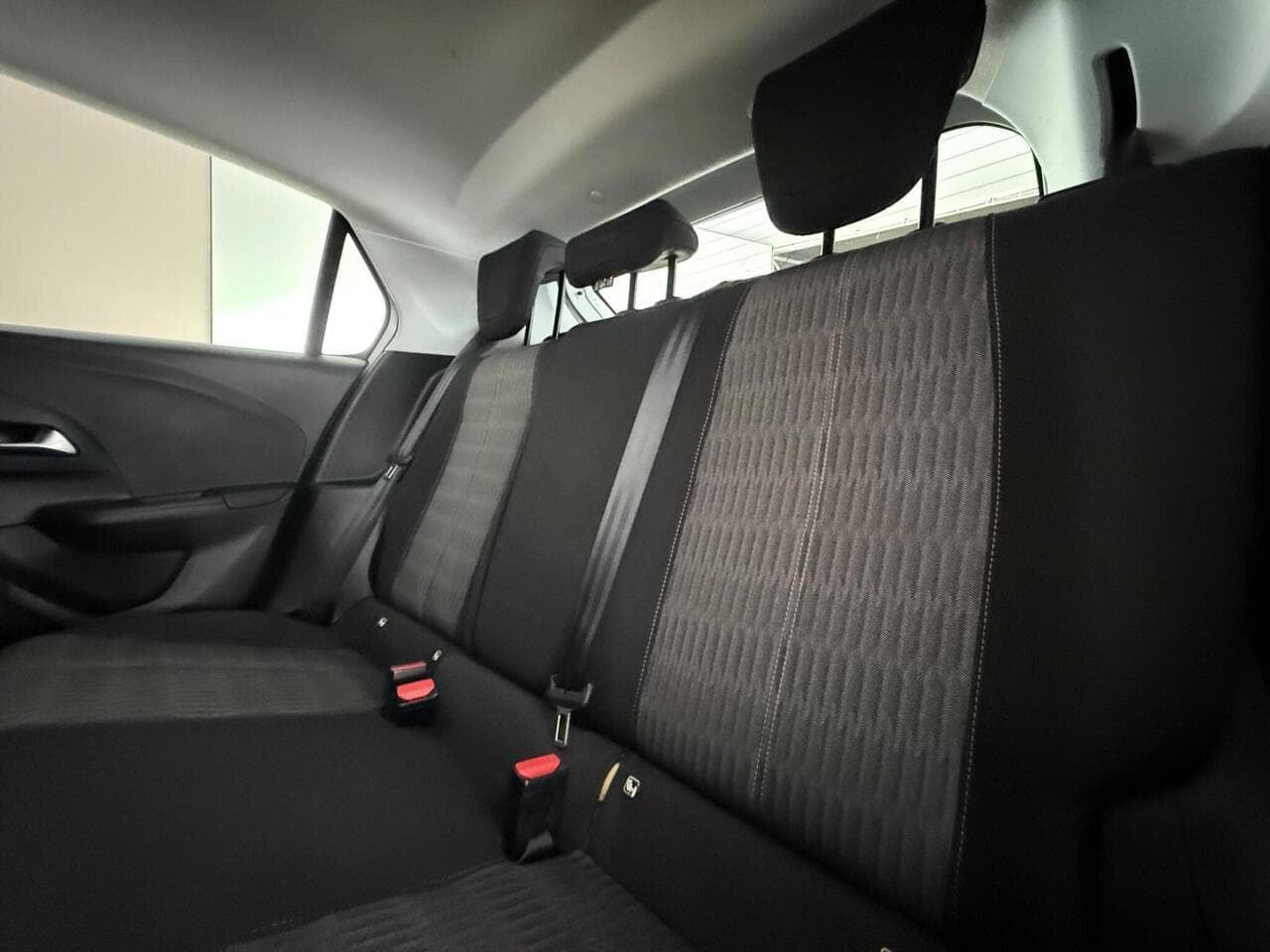 Vauxhall Corsa thumbnail Seats Rear