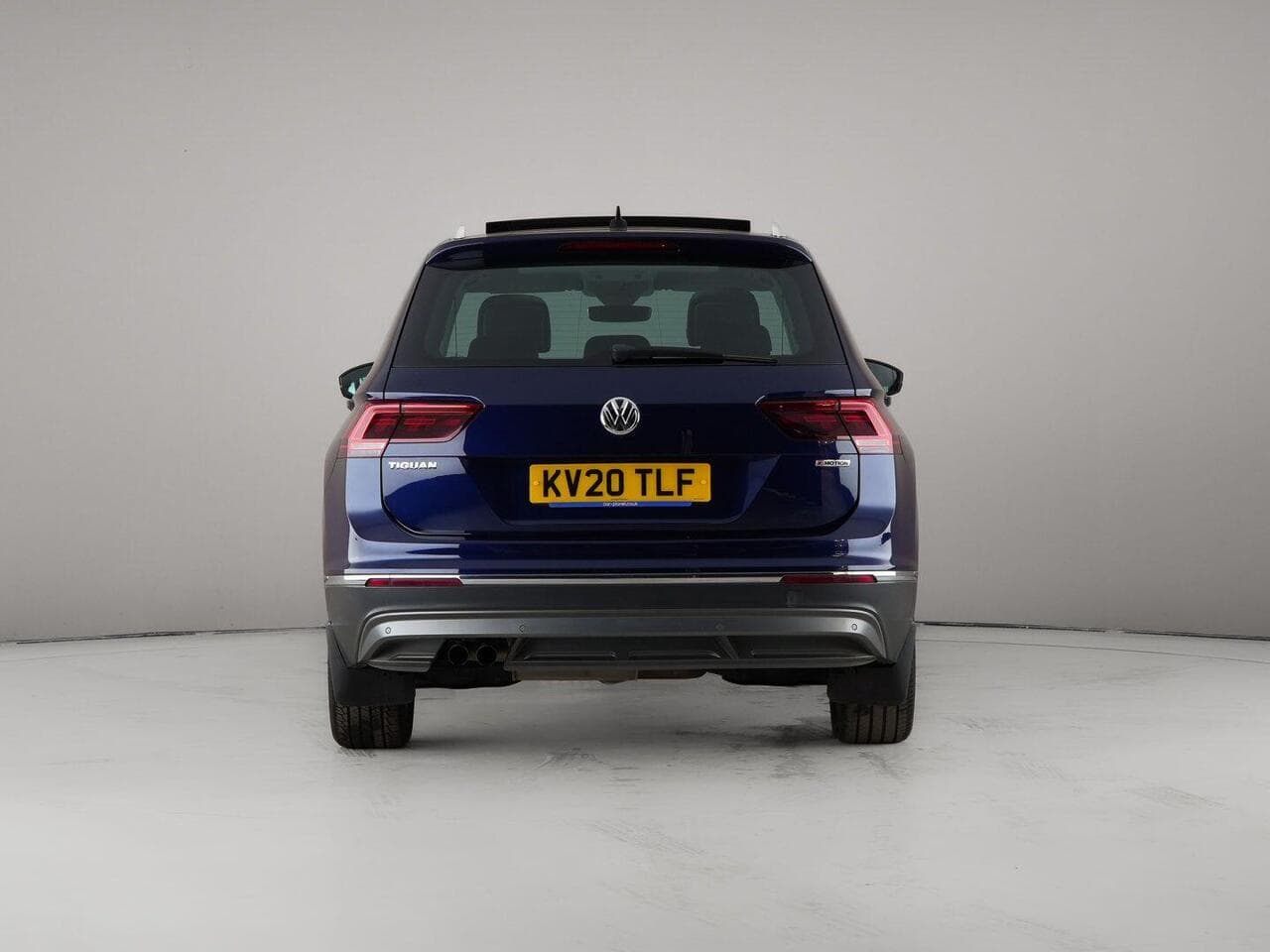 Volkswagen Tiguan thumbnail Rear
