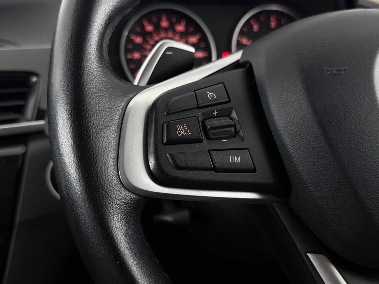 BMW X1 thumbnail Misc Controls