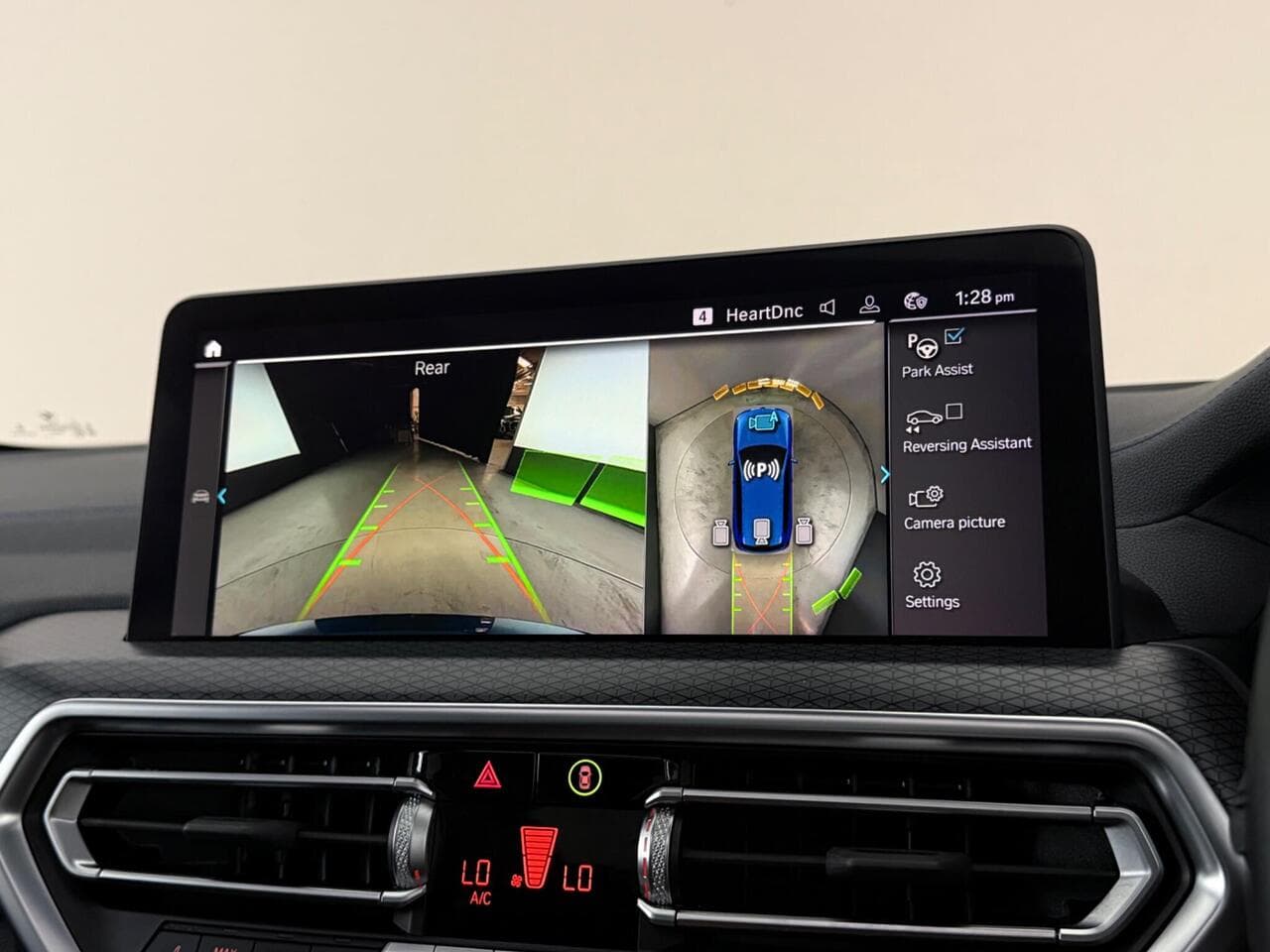 BMW iX3 thumbnail Infotainment System
