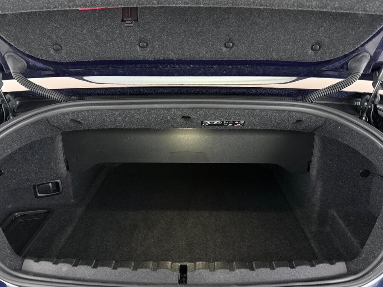 BMW 4 Series thumbnail Boot