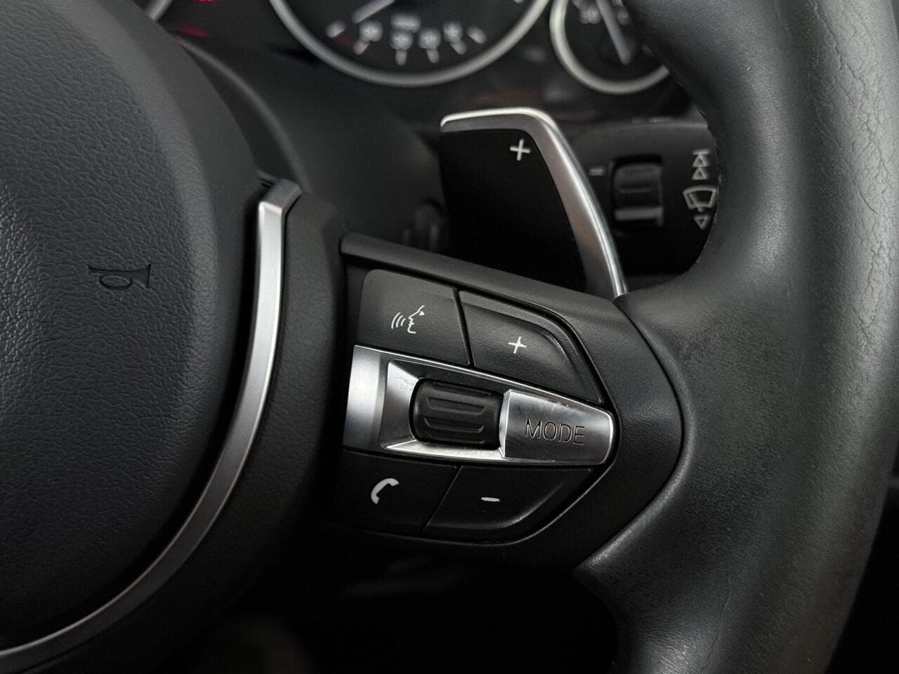 BMW 3 Series thumbnail Misc Controls
