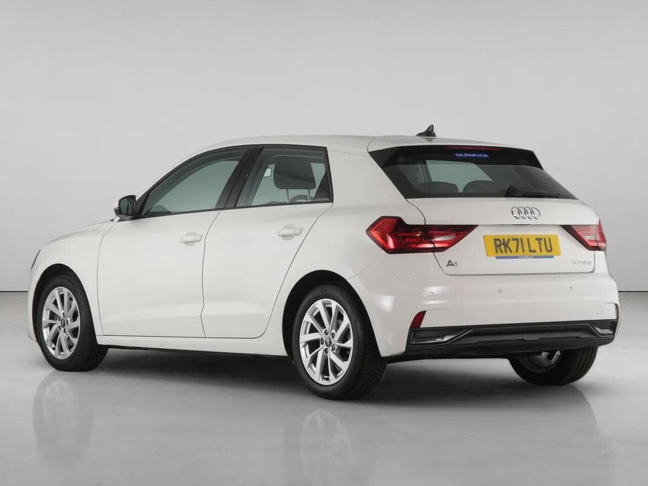 Audi A1 thumbnail Rear Left