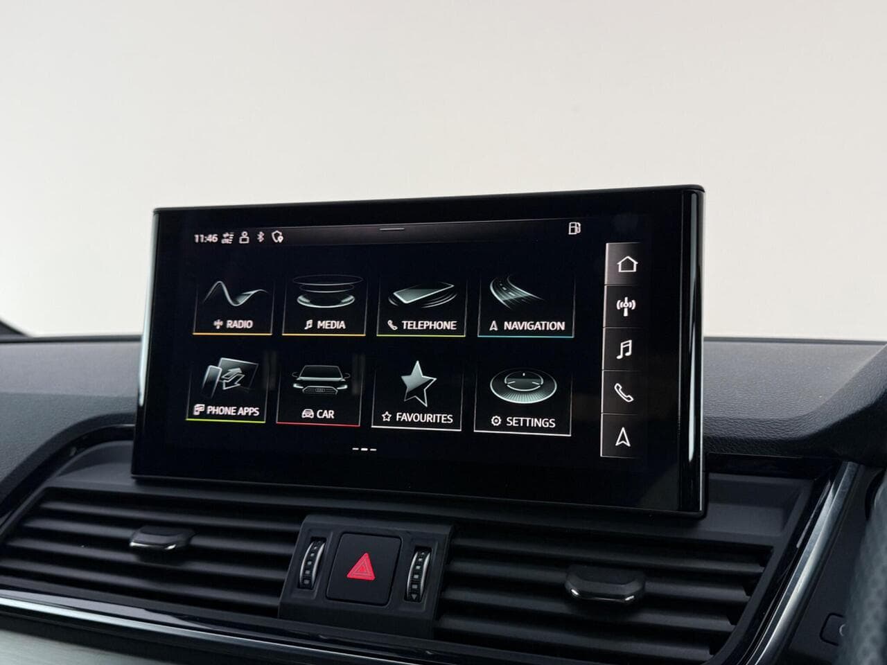 Audi Q5 thumbnail Infotainment System