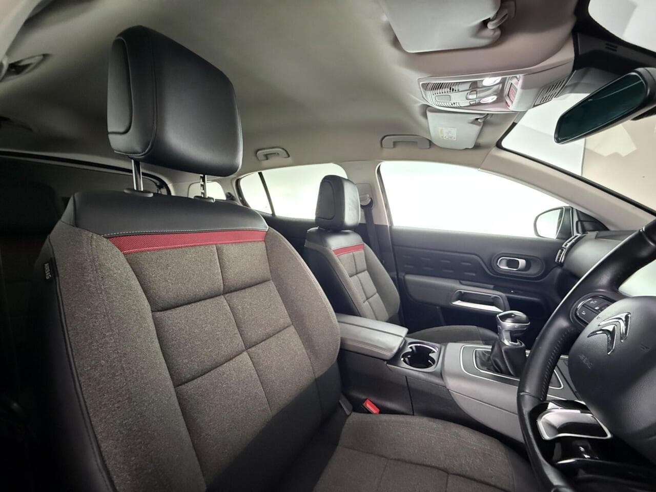 Citroen C5 Aircross thumbnail Seat Driver