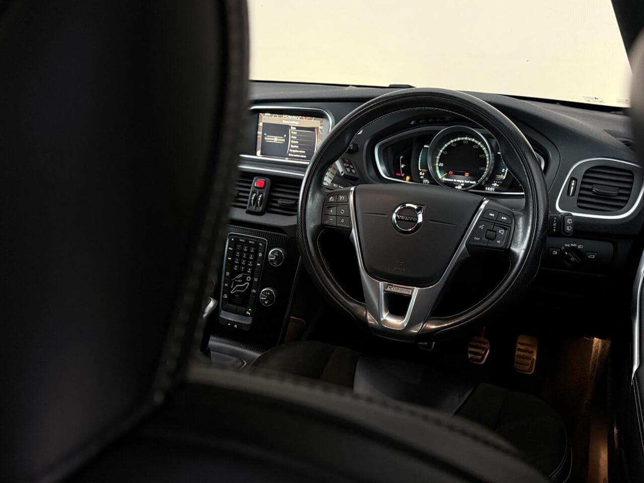 Volvo V40 thumbnail Interior Front