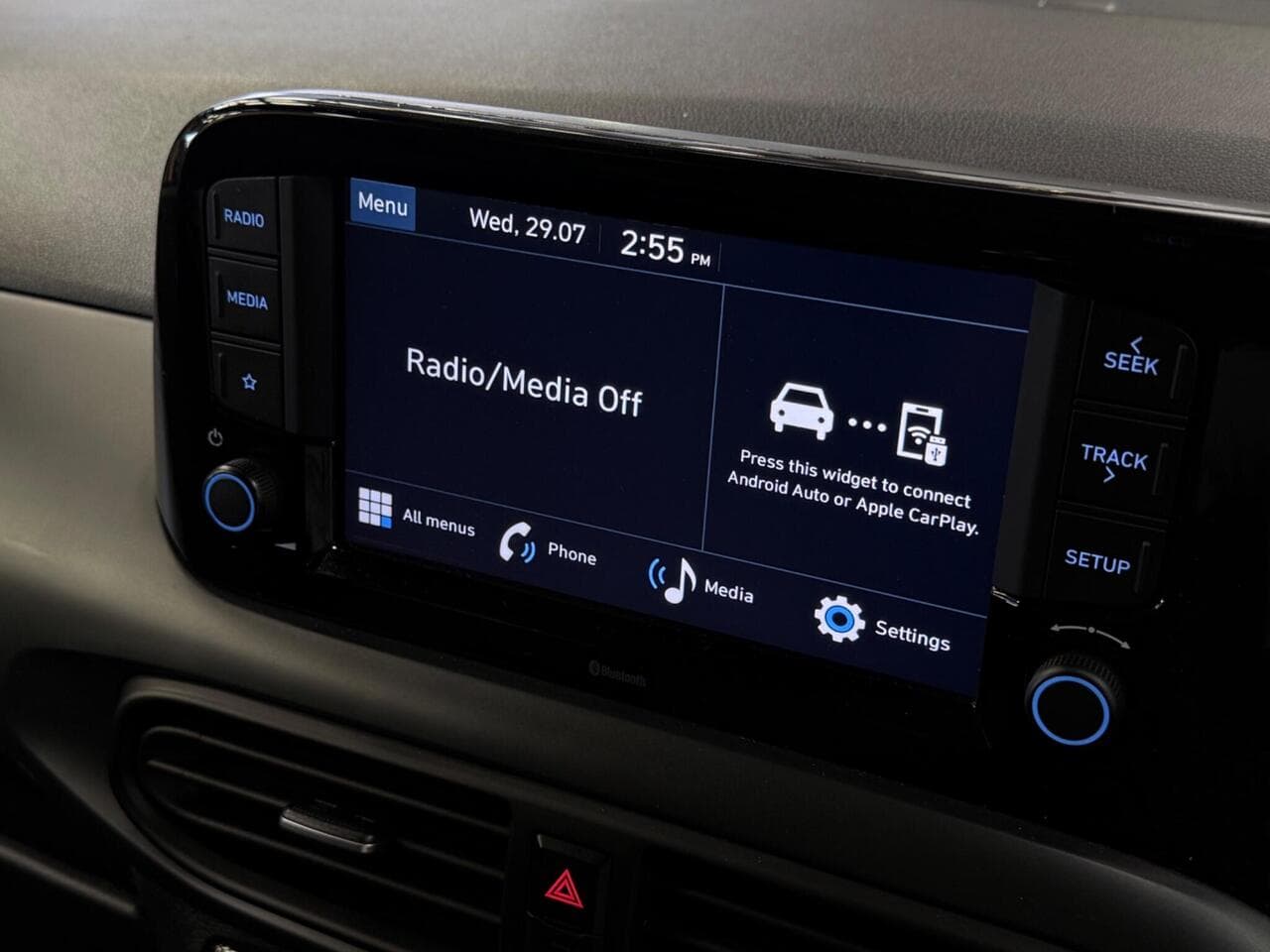 Hyundai i10 thumbnail Infotainment System