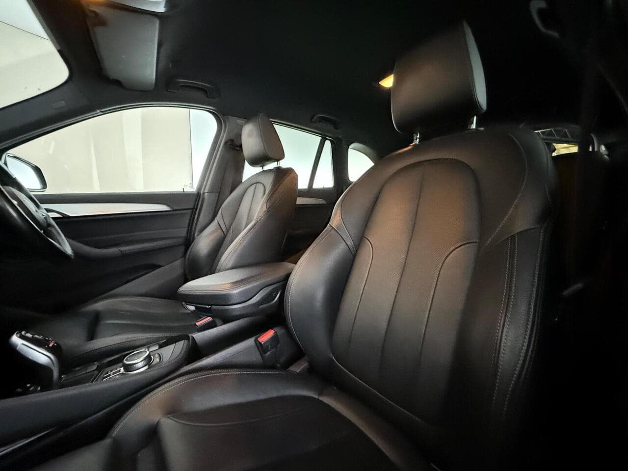 BMW X1 thumbnail Seat Front Passenger