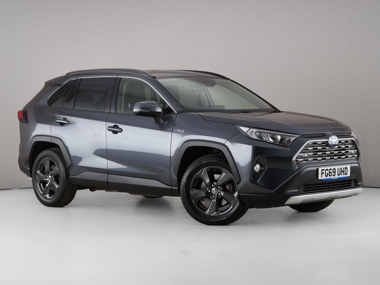 Toyota RAV4 - Toyota RAV4 2.5 VVT-h Design CVT 4WD Euro 6 (s/s) 5dr