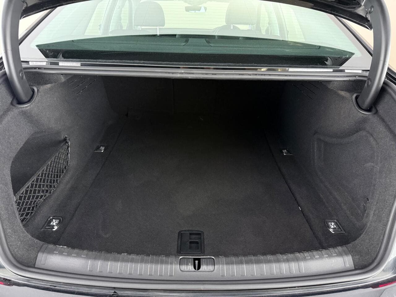 Audi A6 Saloon thumbnail Boot