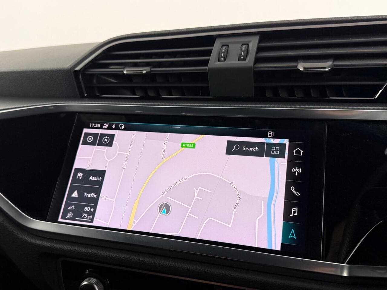 Audi Q3 thumbnail Infotainment System