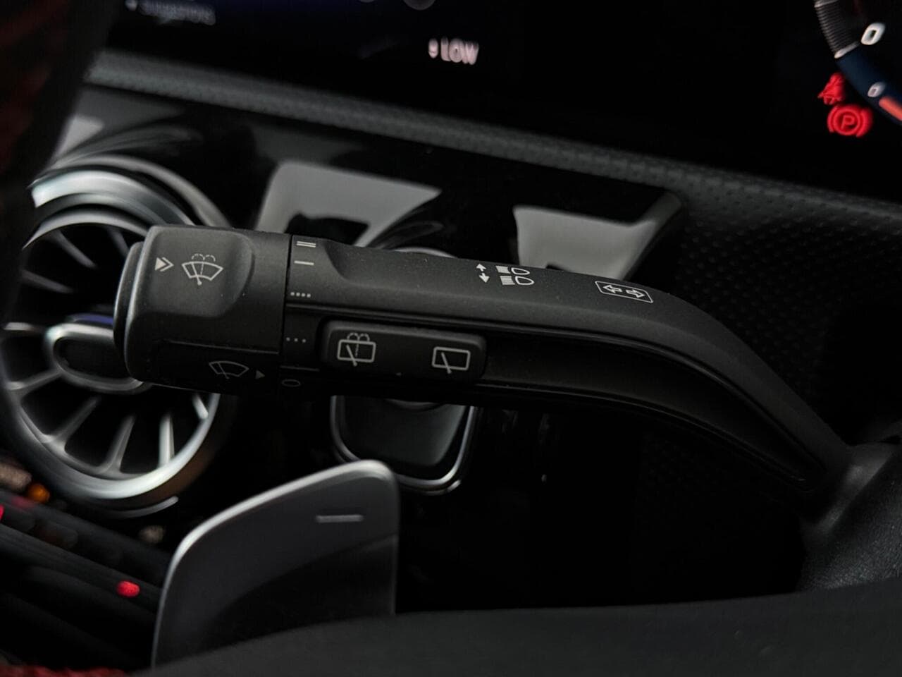 Mercedes-Benz A Class thumbnail Misc Controls