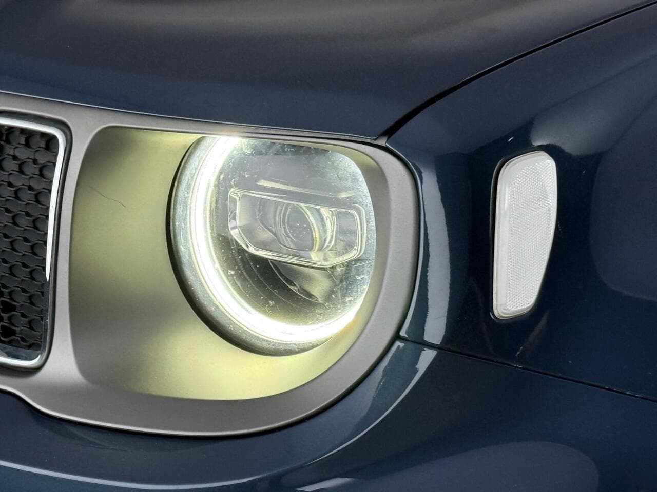 Jeep Renegade thumbnail Lights Front