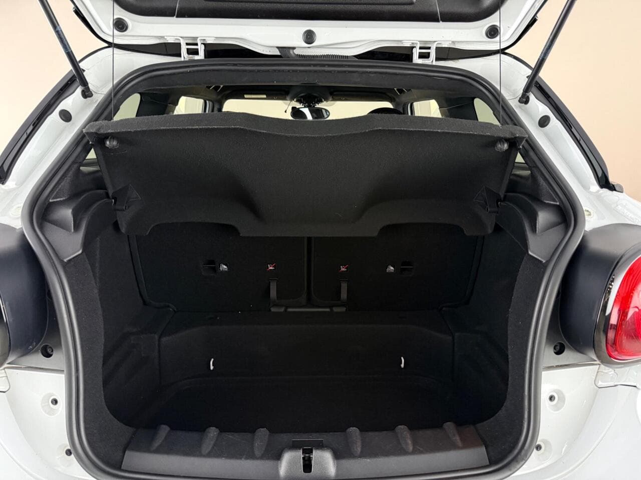 MINI Paceman thumbnail Boot