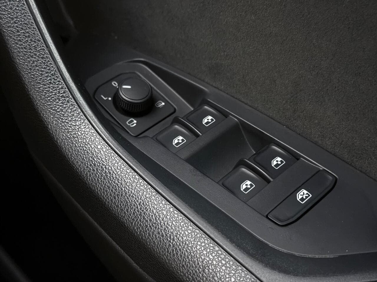 Skoda Kodiaq thumbnail Misc Controls