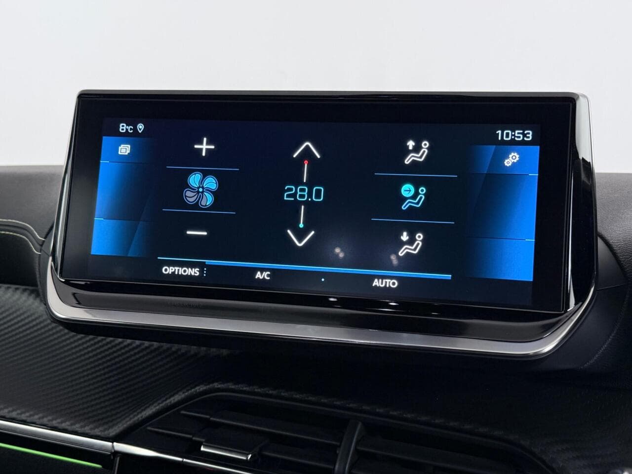 Peugeot 208 thumbnail Infotainment System