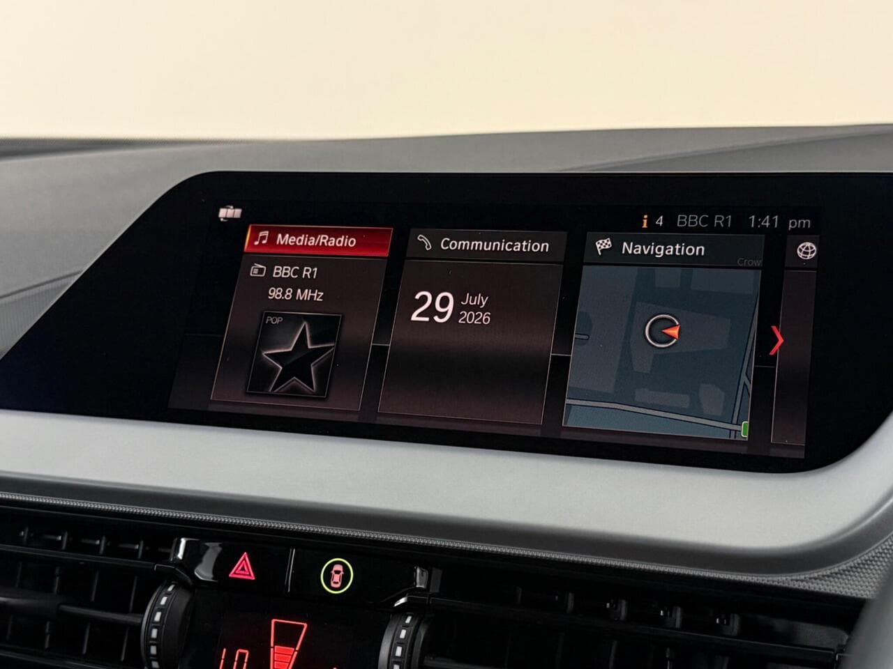 BMW 1 Series thumbnail Infotainment System