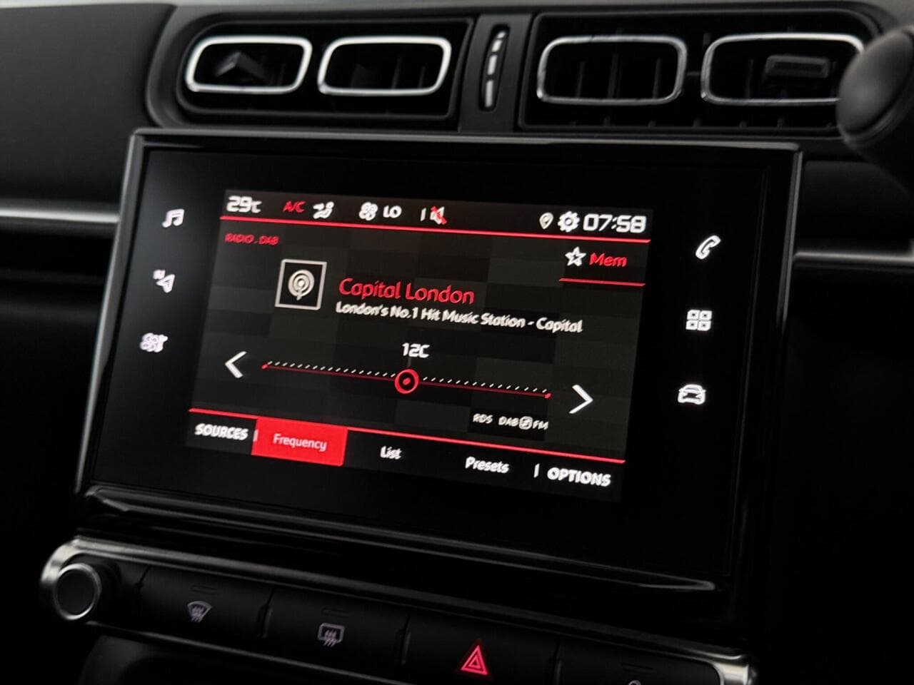 Citroen C3 thumbnail Infotainment System
