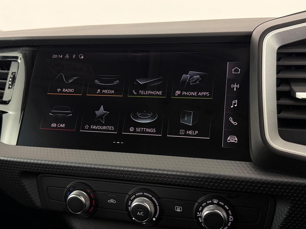 Audi A1 thumbnail Infotainment System
