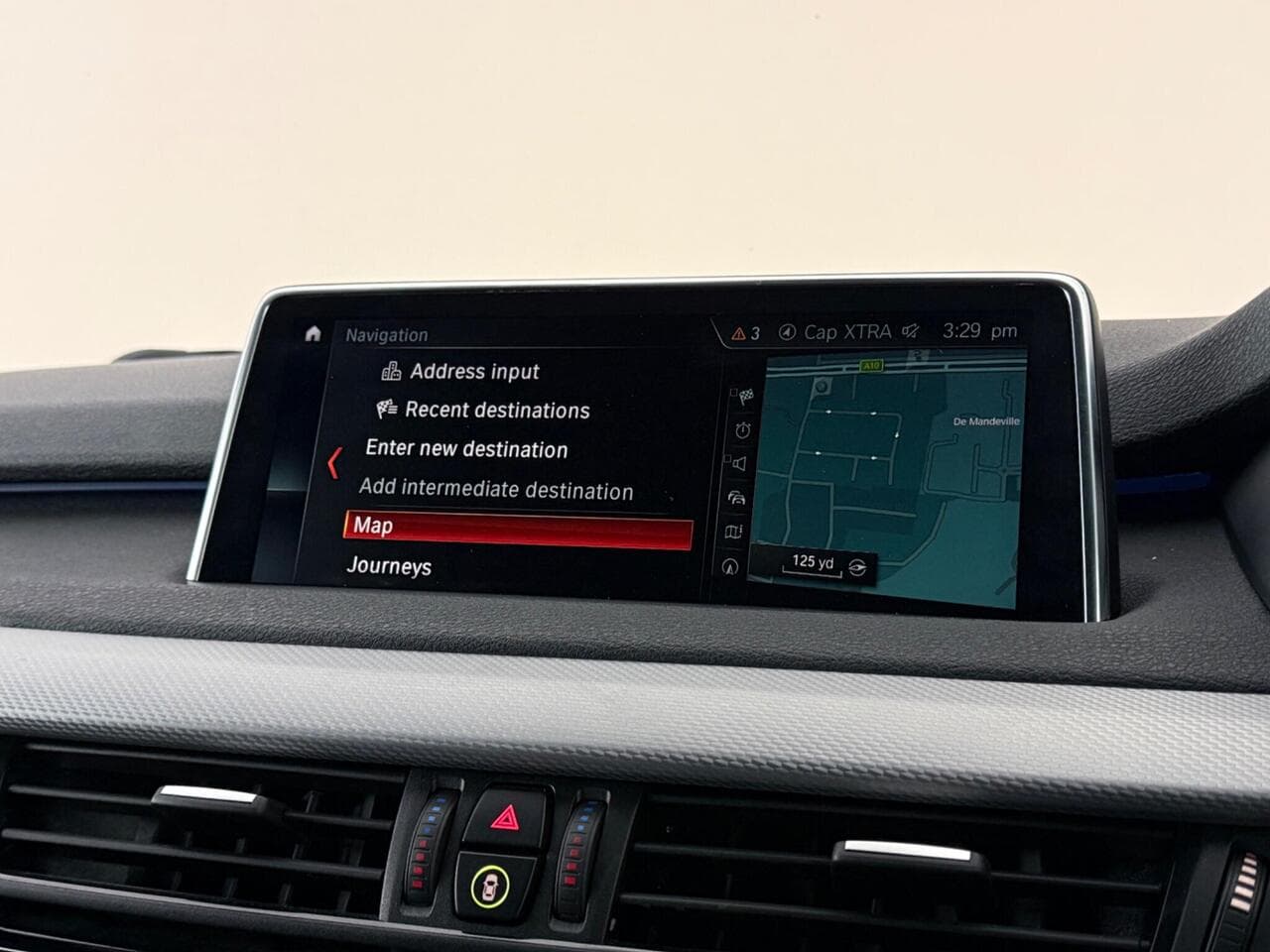 BMW X5 thumbnail Infotainment System