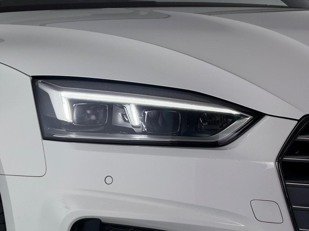 Audi A5 Cabriolet thumbnail Lights Front