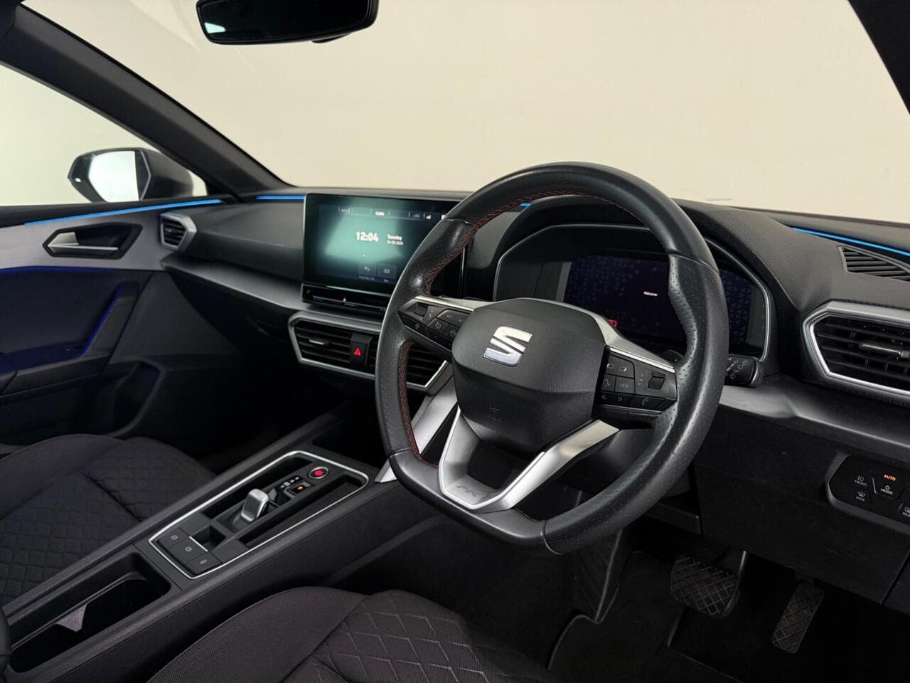 SEAT Leon thumbnail Interior Front