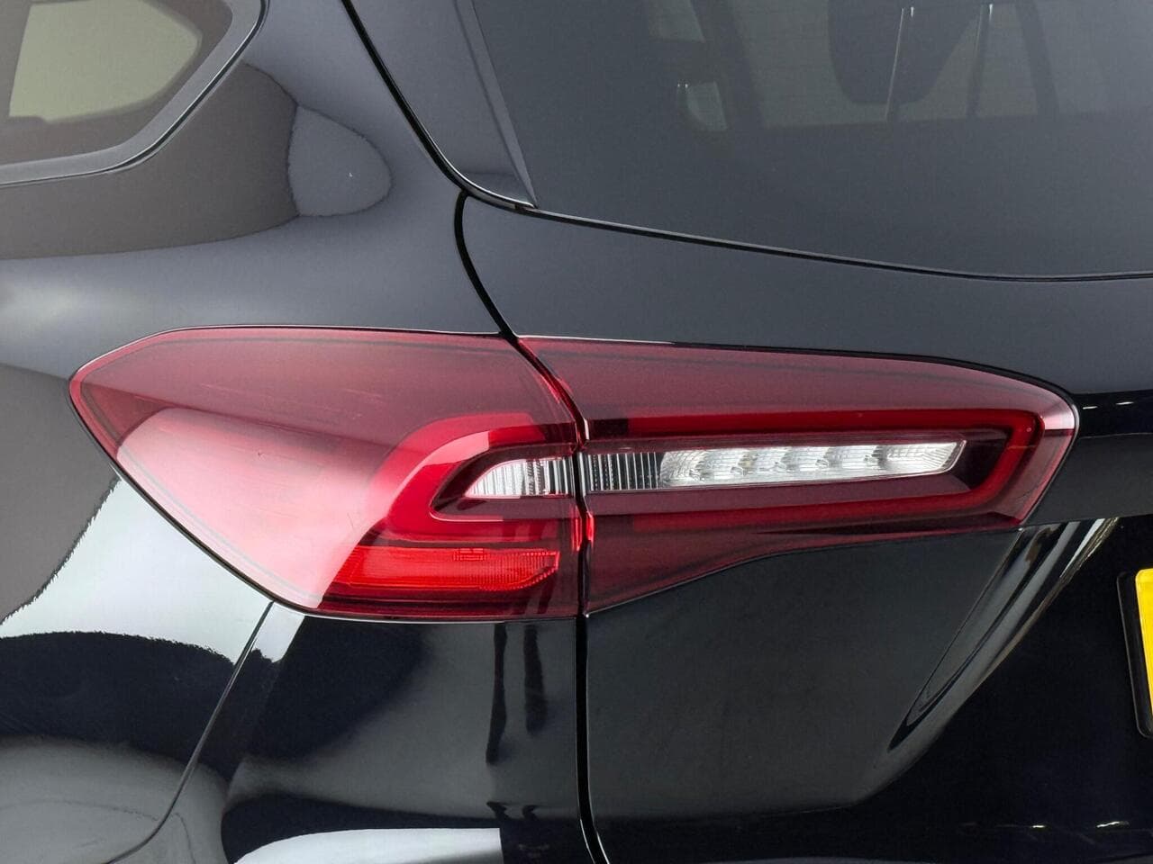 Ford Focus thumbnail Lights Rear
