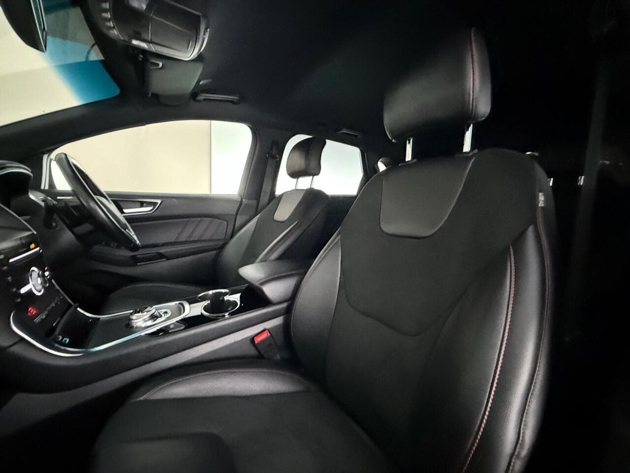 Ford Edge thumbnail Seat Front Passenger