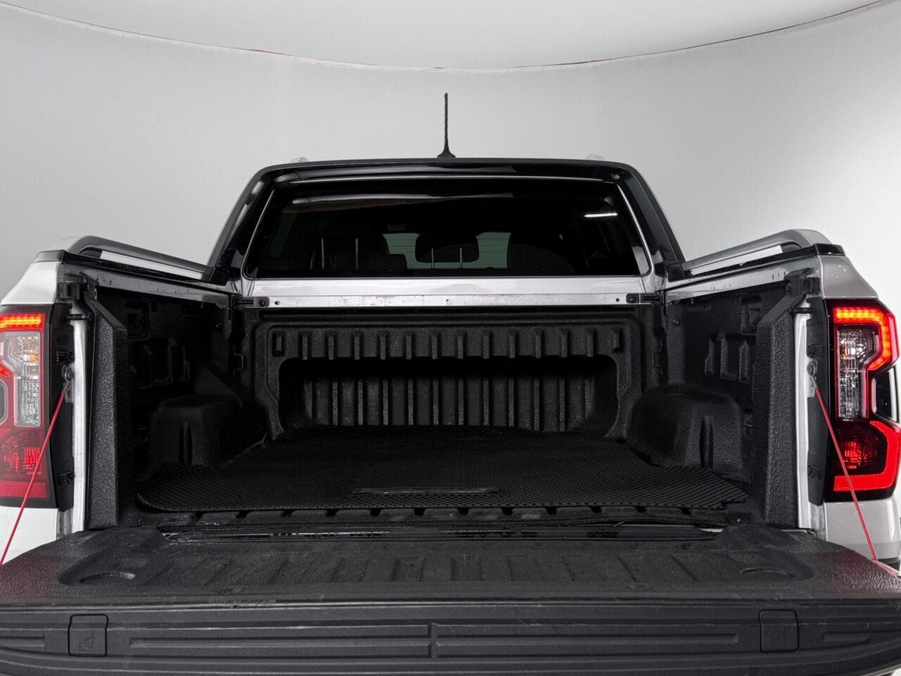 Ford Ranger thumbnail Boot