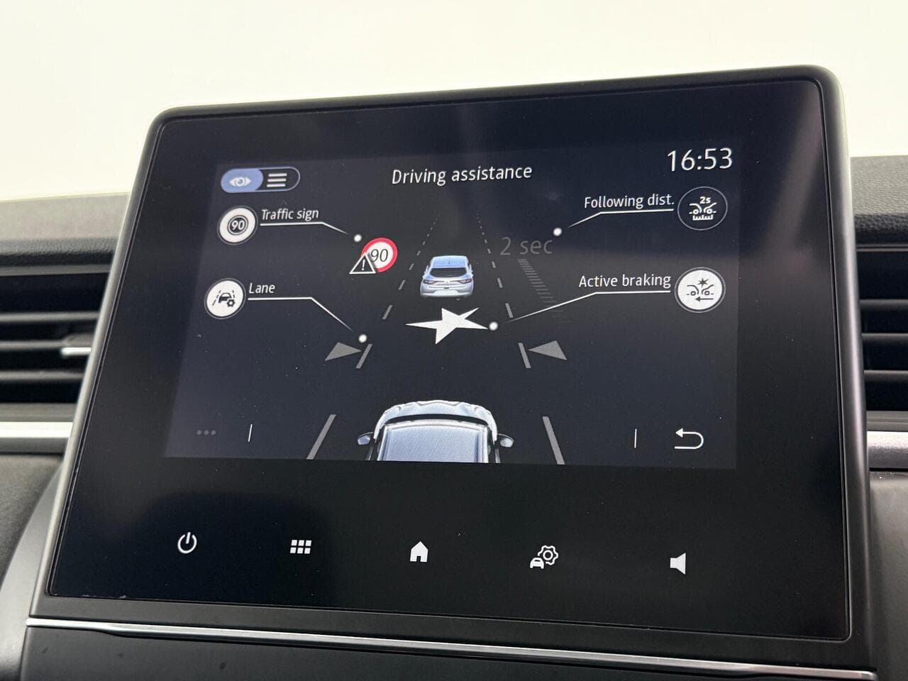 Renault Captur thumbnail Infotainment System