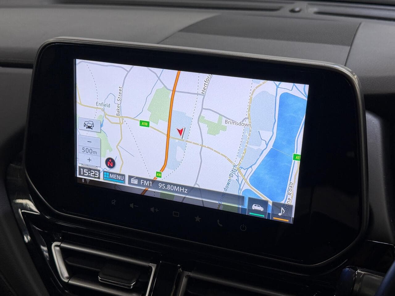 Suzuki S-Cross thumbnail Infotainment System