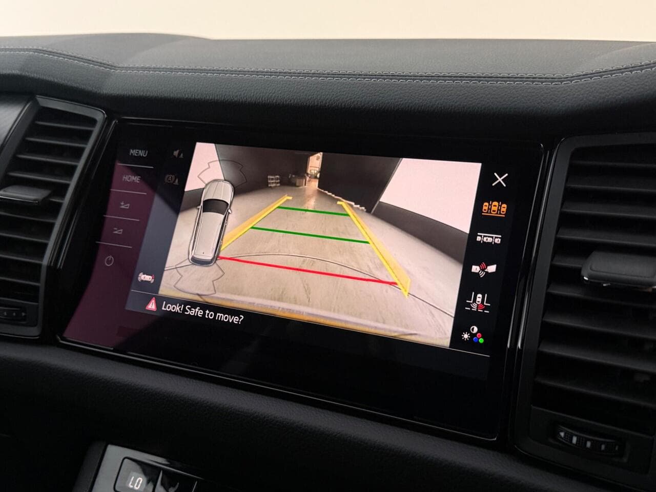 Skoda Kodiaq thumbnail Infotainment System