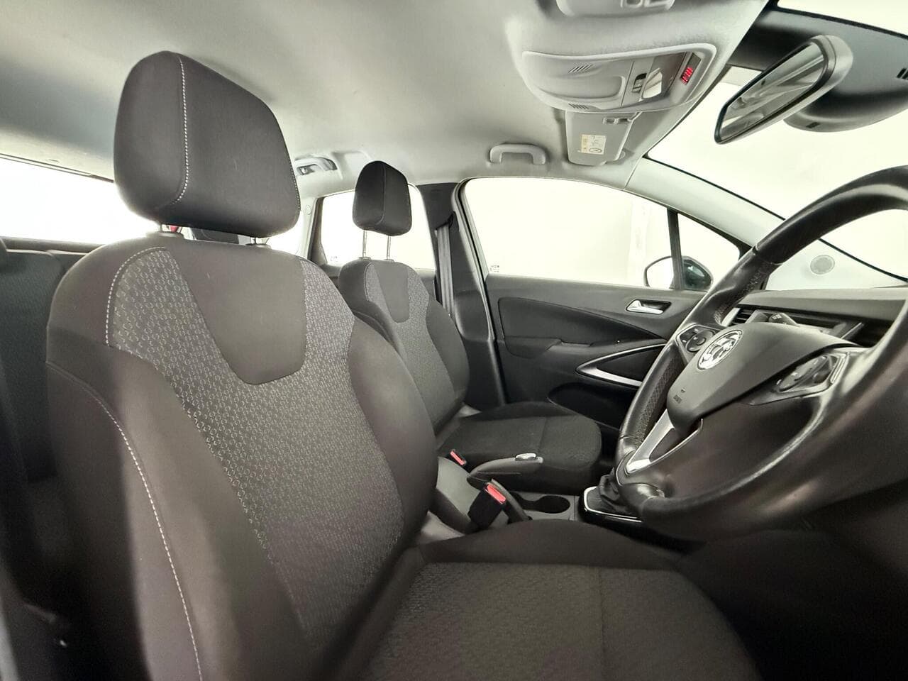 Vauxhall Crossland thumbnail Seat Driver
