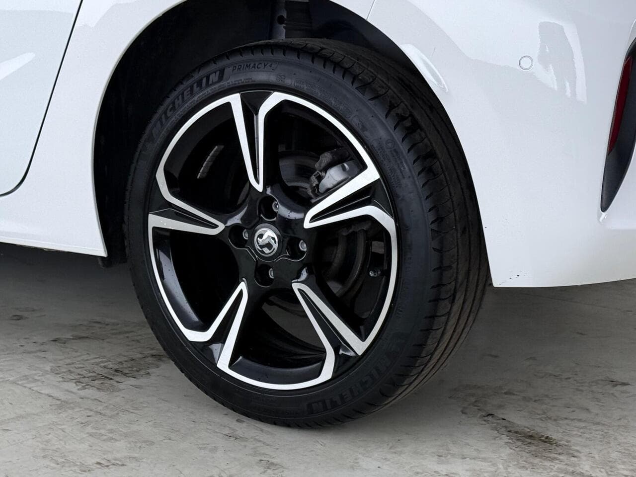 Vauxhall Corsa thumbnail Wheel
