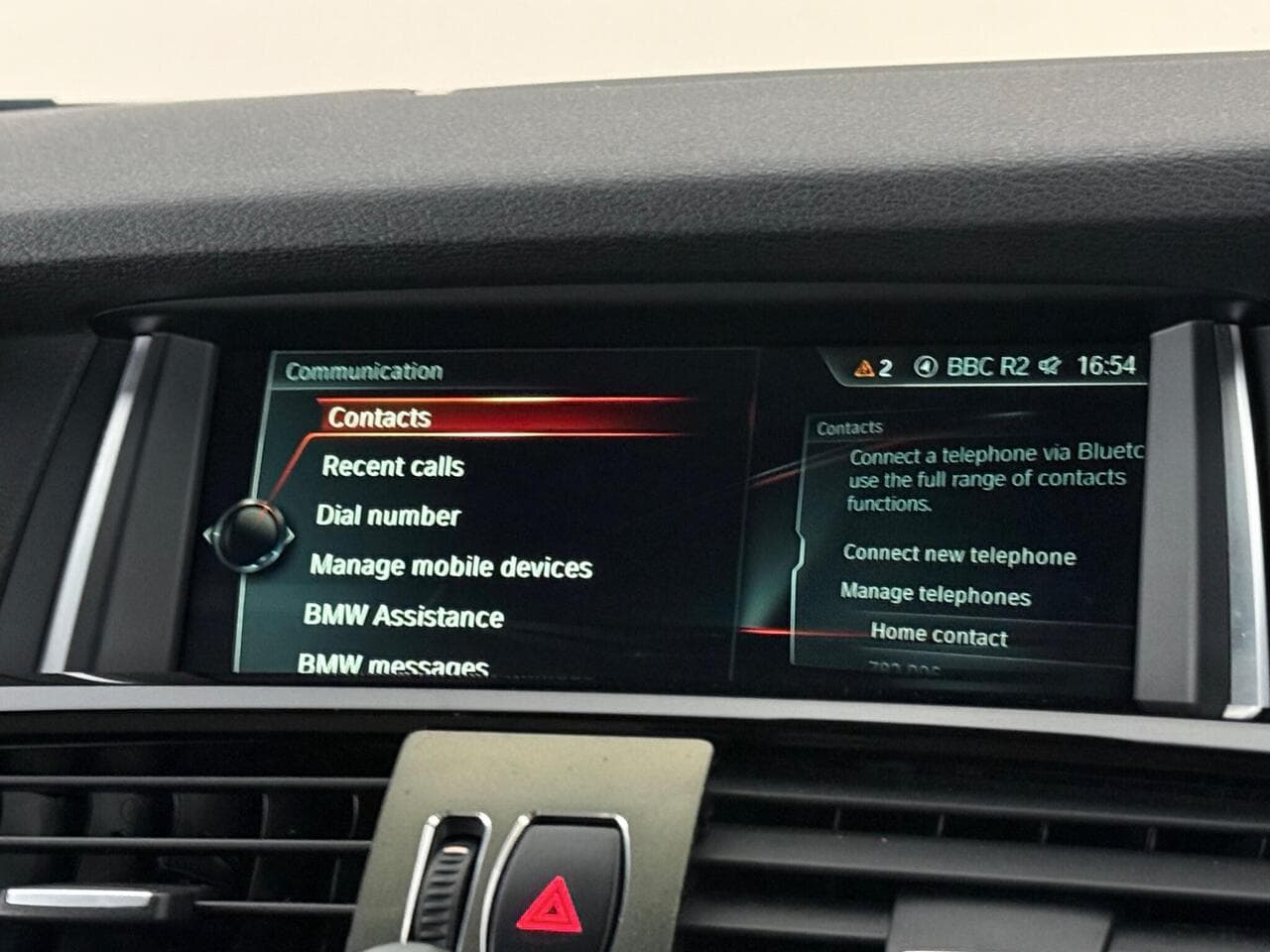 BMW X4 thumbnail Infotainment System