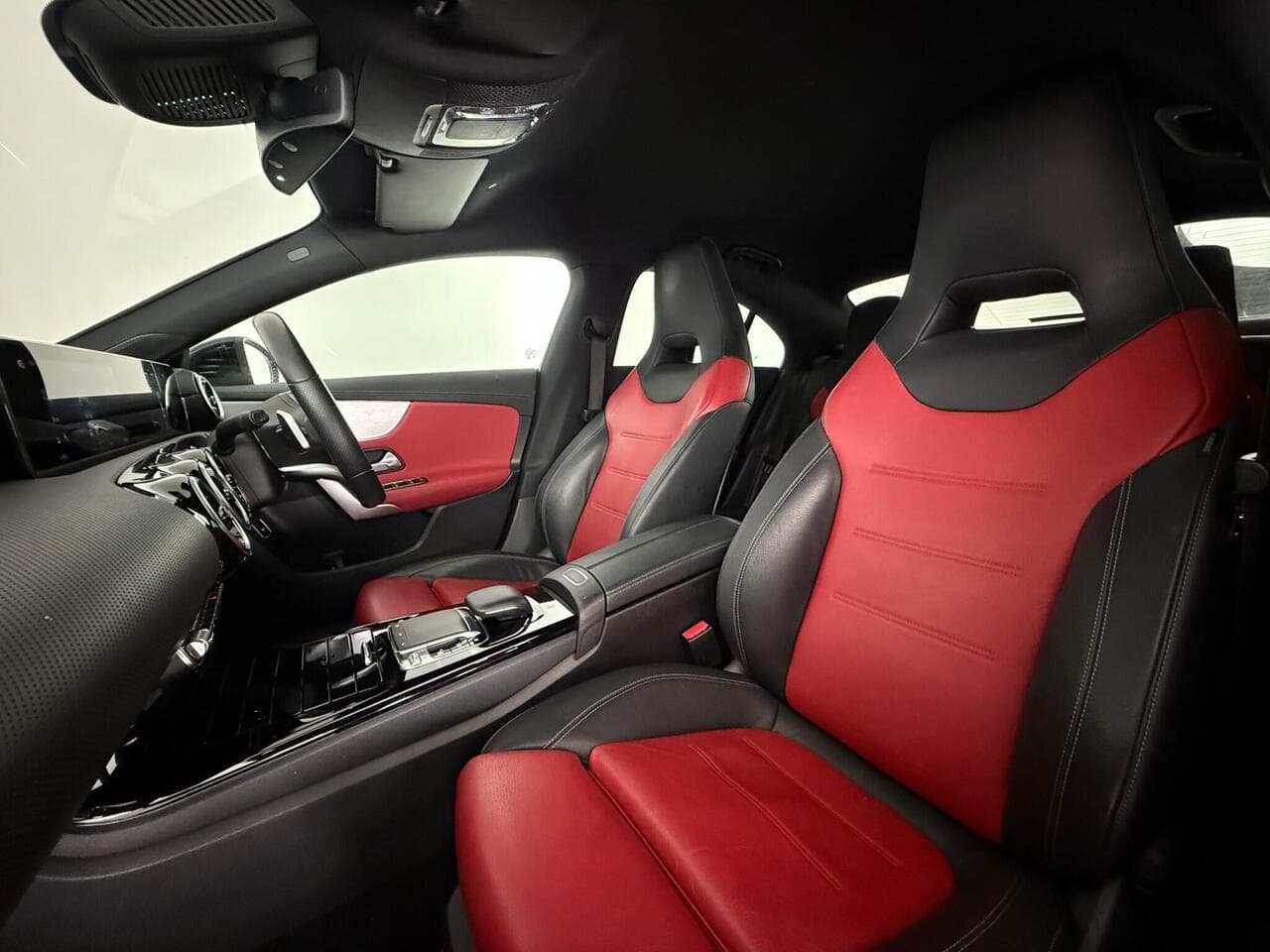 Mercedes-Benz CLA thumbnail Seat Front Passenger